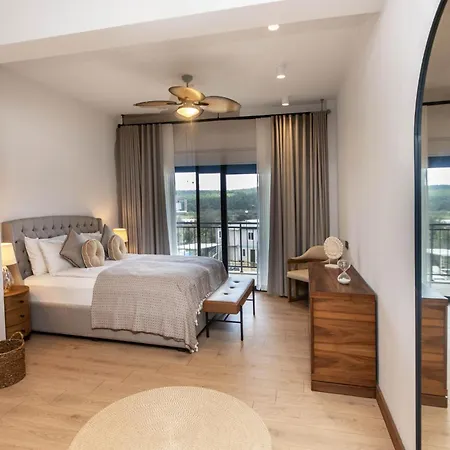 Luxury W Pool Balcony In Regnum Golf Club